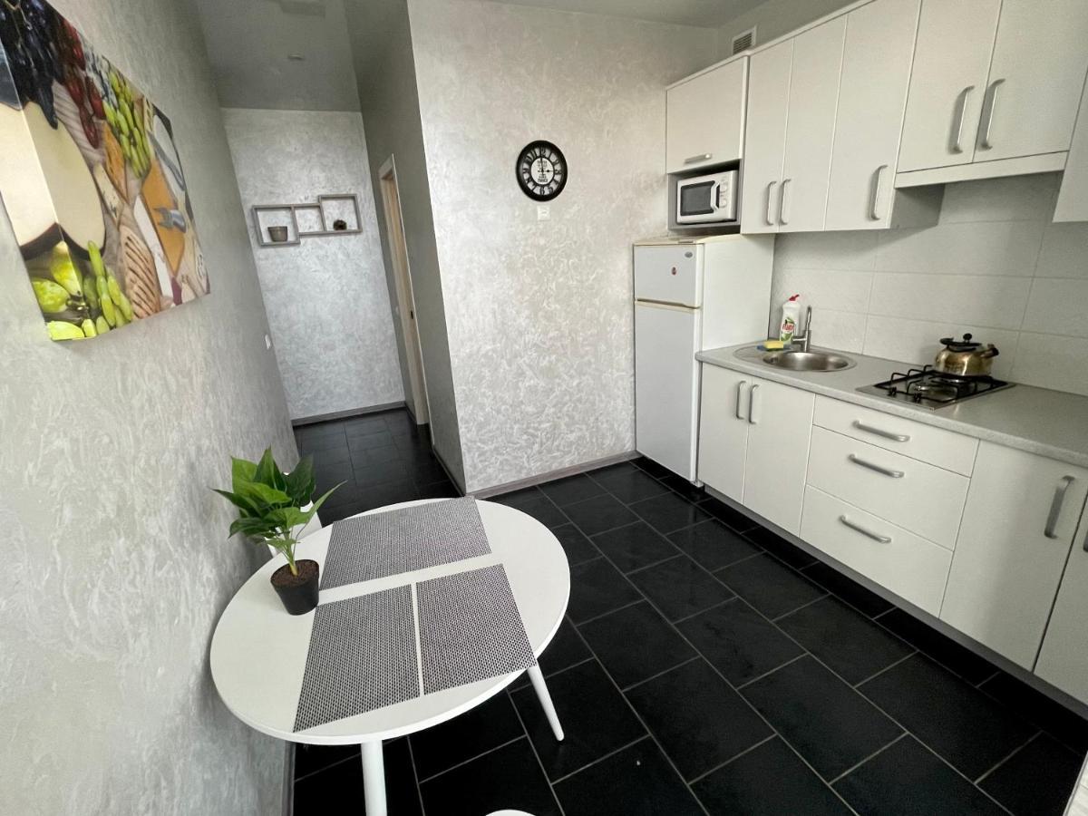Apartment For You 伊万诺-弗兰科夫斯克 外观 照片