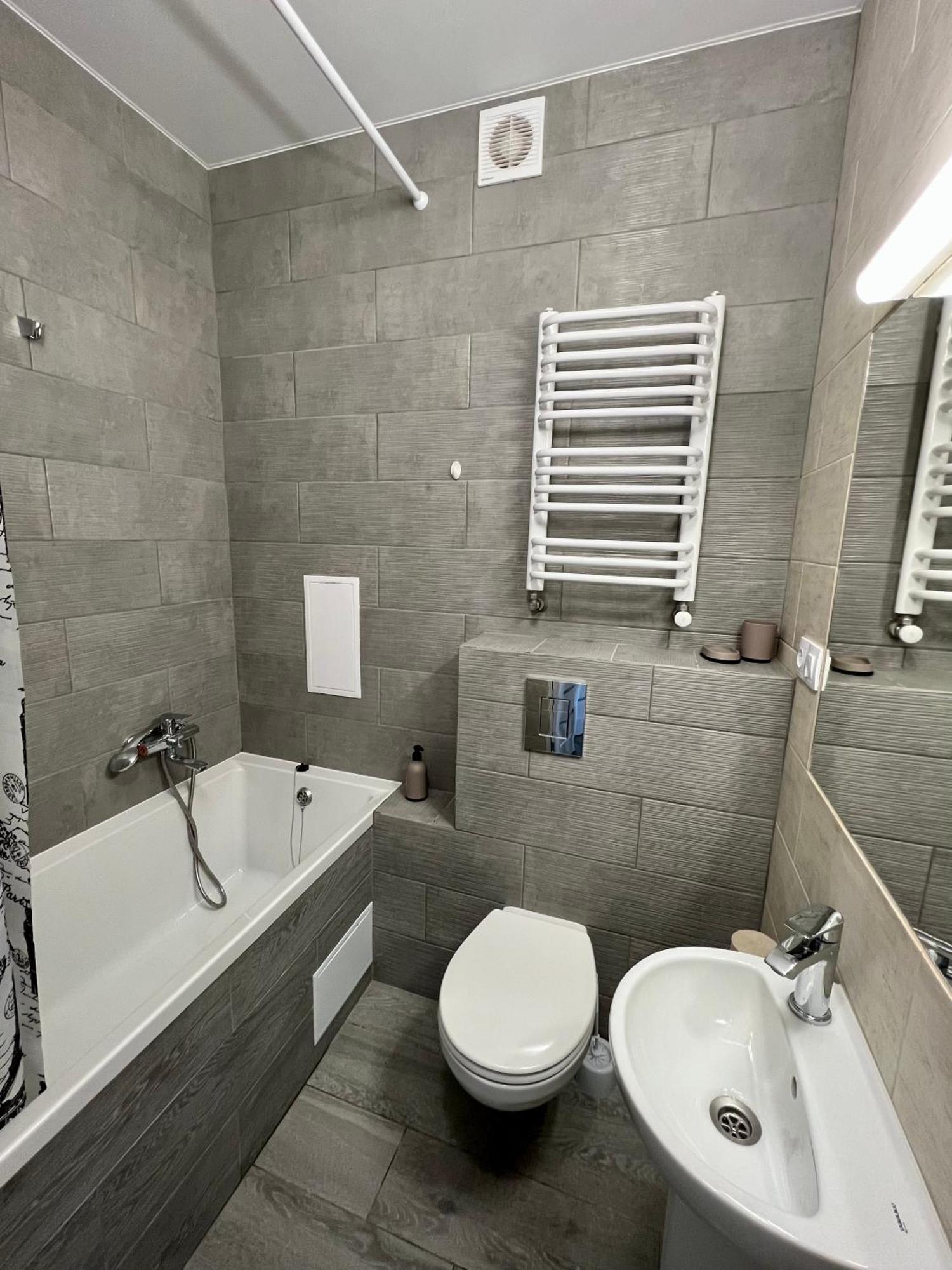 Apartment For You 伊万诺-弗兰科夫斯克 外观 照片